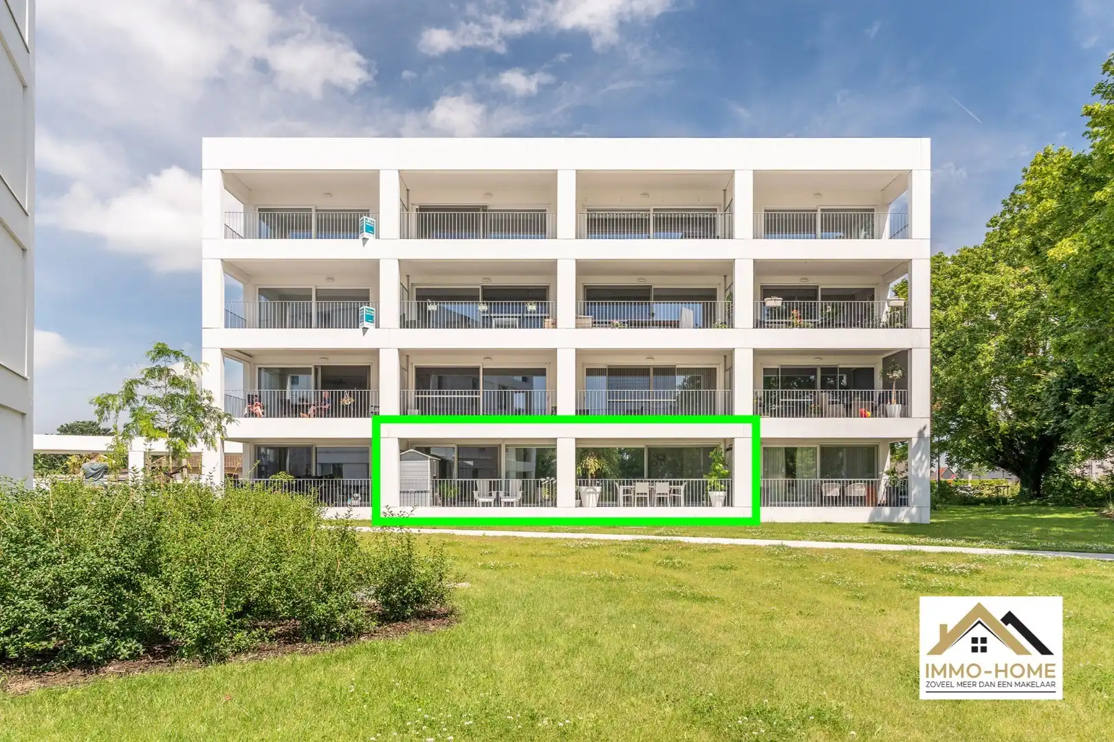 Uitzonderlijk appartement met heel ruim terras foto {{pictureIndex}}