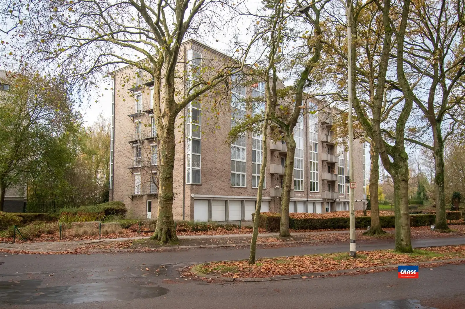 Appartement met 2 slpks + garage   foto {{pictureIndex}}