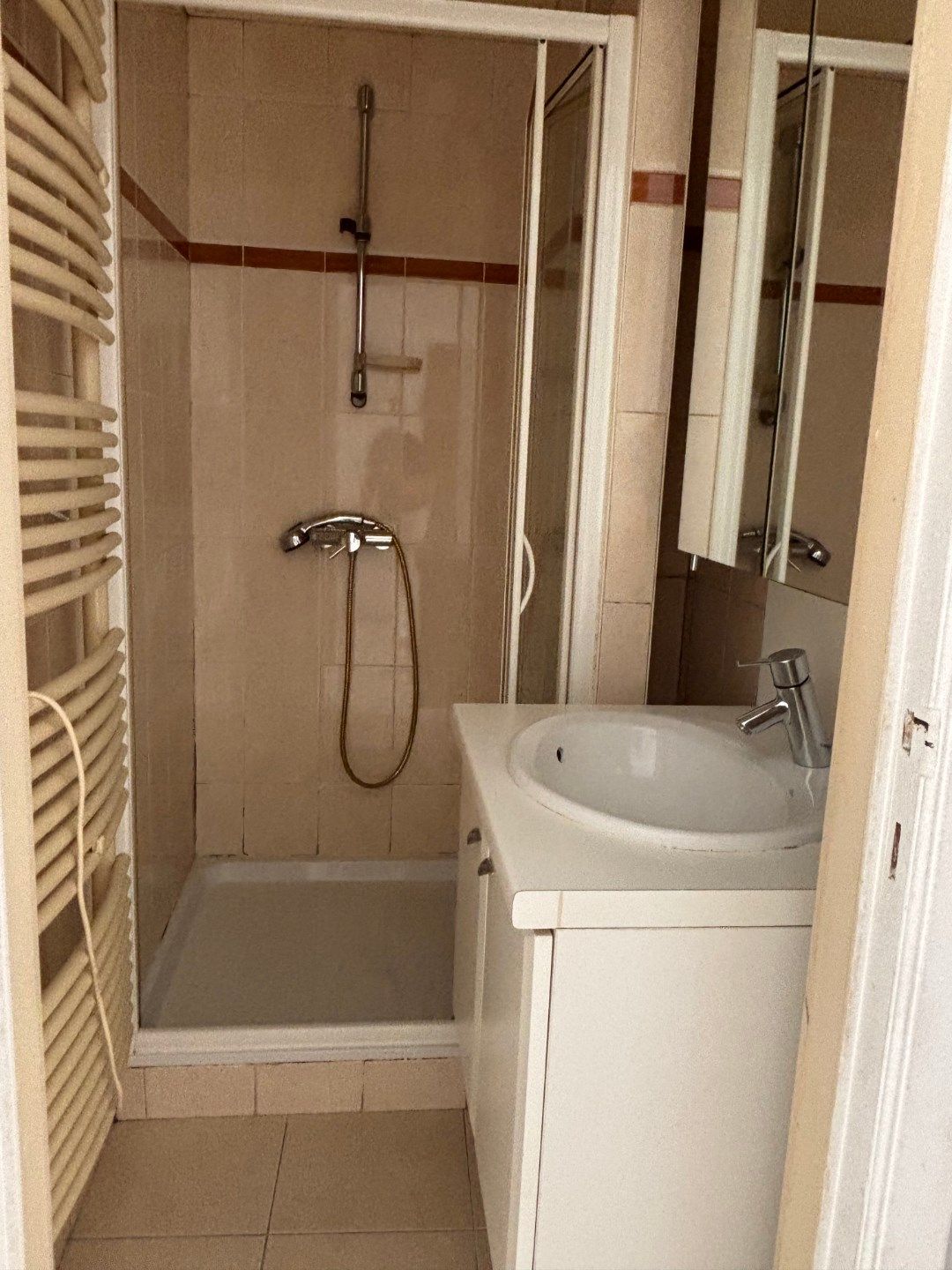 Te huur: Ongemeubeld appartement op jaarbasis – 2 slaapkamers – Dichtbij zee en centrum foto 8