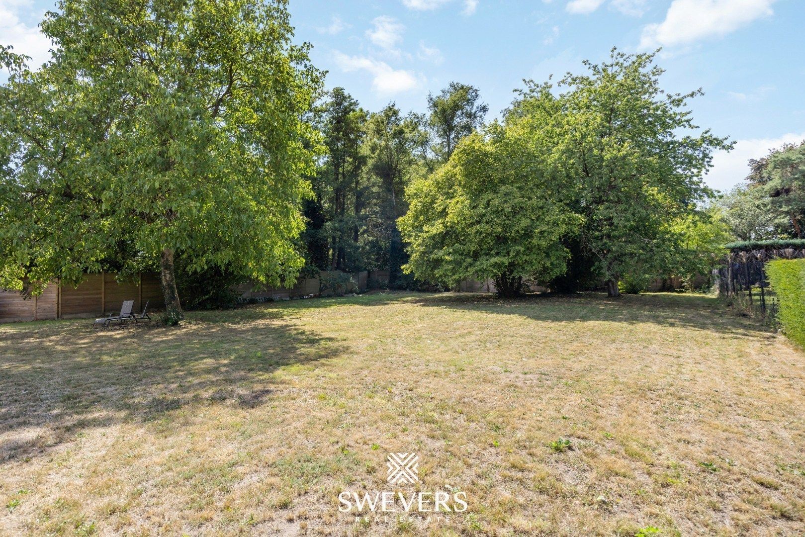 Ruime gerenoveerde villa (306m²) met praktijkmogelijkheden op ZW-perceel (24a68ca) foto 24