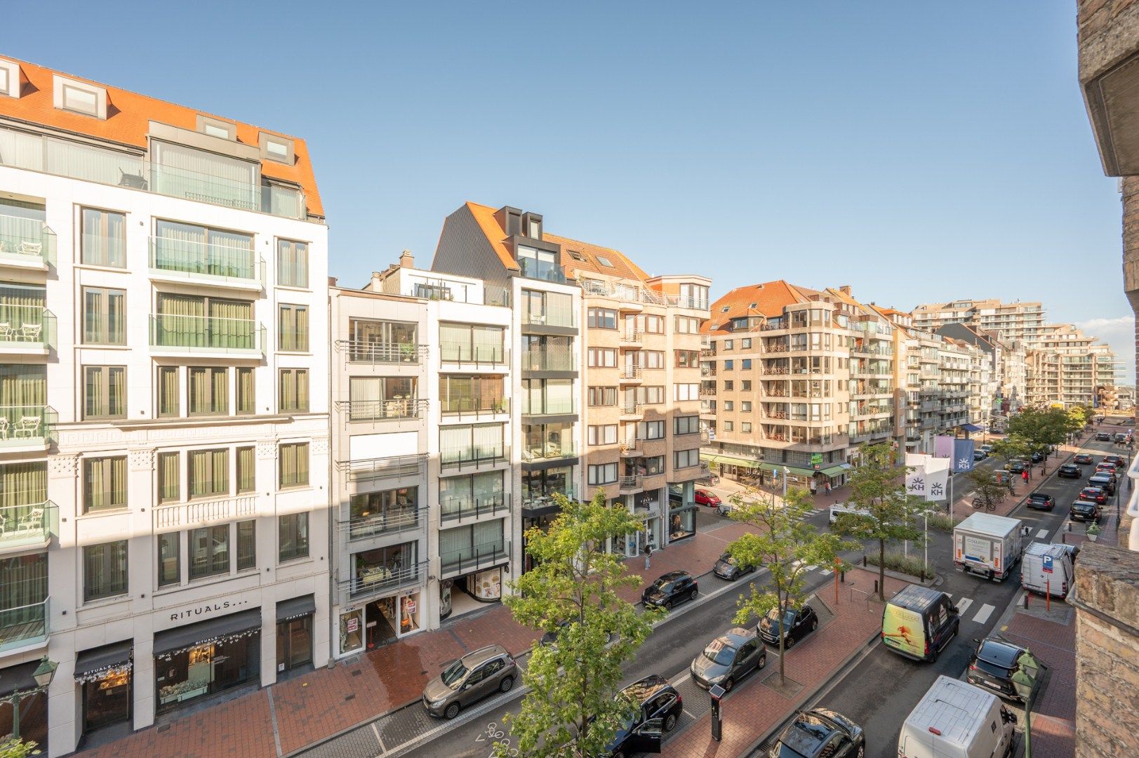 RES. FOR HAPPY DAYS - LIPPENSLAAN - CENTRUM foto 3