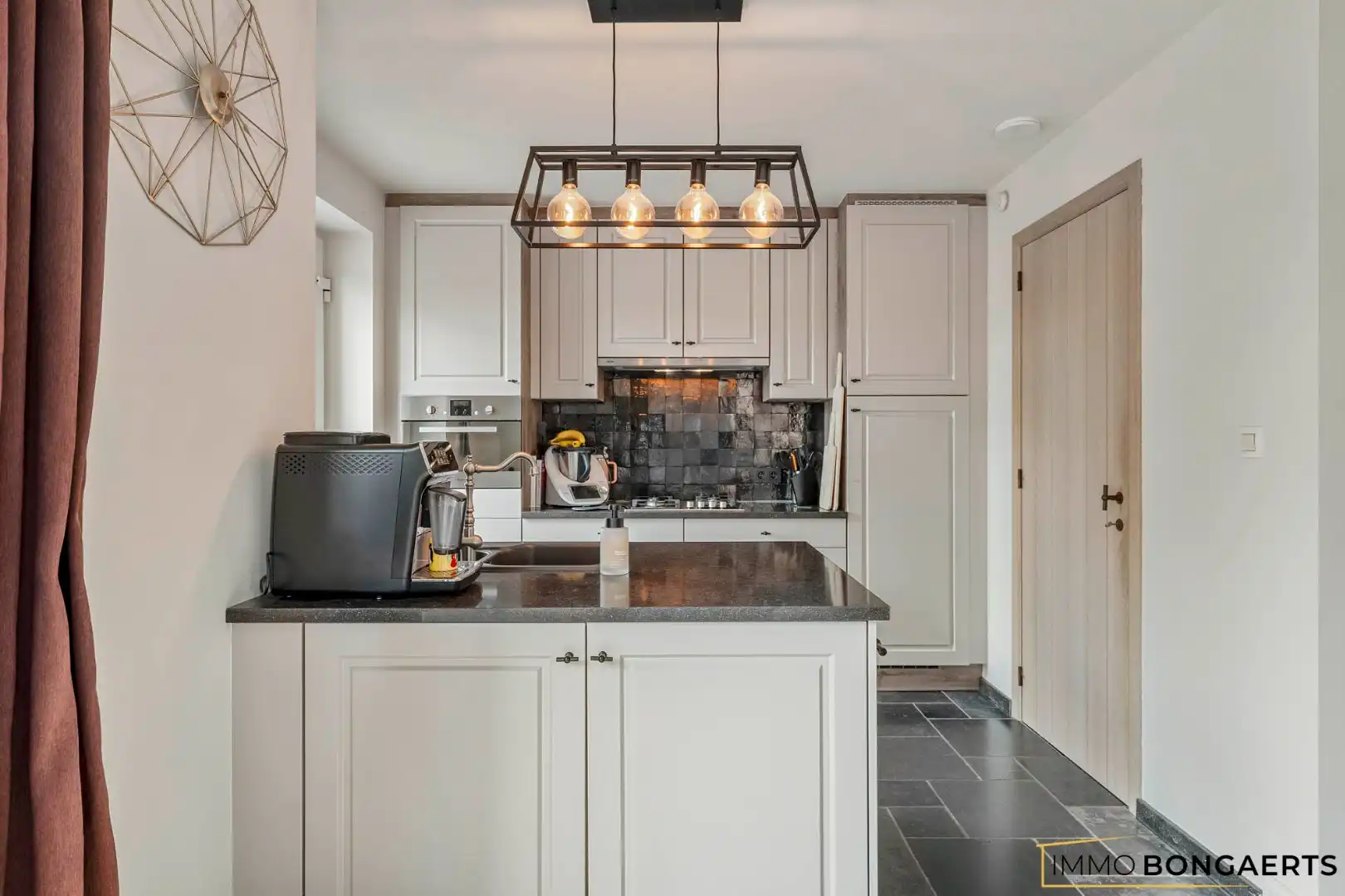 Instapklare woning met 3 slaapkamers foto 8