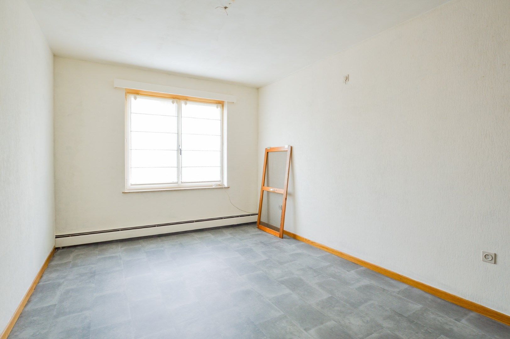 Ruim appartement op toplocatie met 3 slpks én garage in Sint-Andries foto 11
