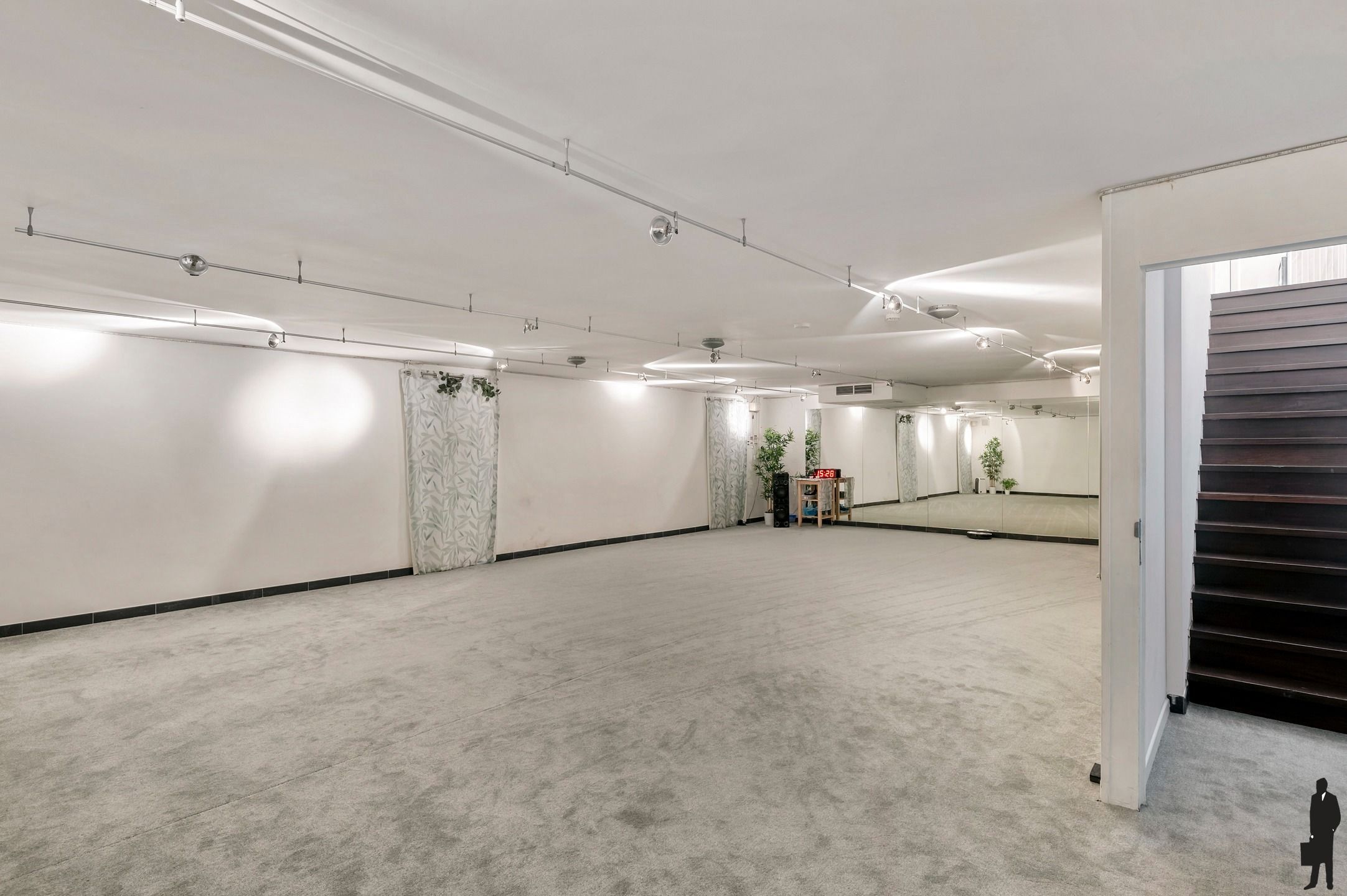 Zeer ruime (502 m²) handelswoonst op toplocatie in Oostmalle foto 7