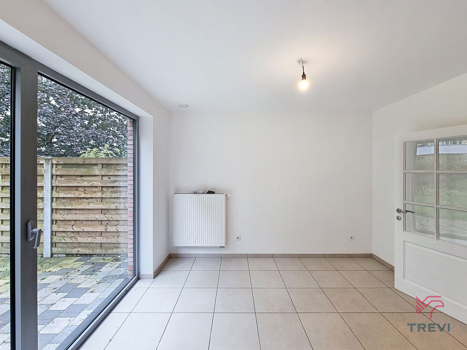 Huis met 4 slaapkamers - Bouwjaar 2016 foto 2