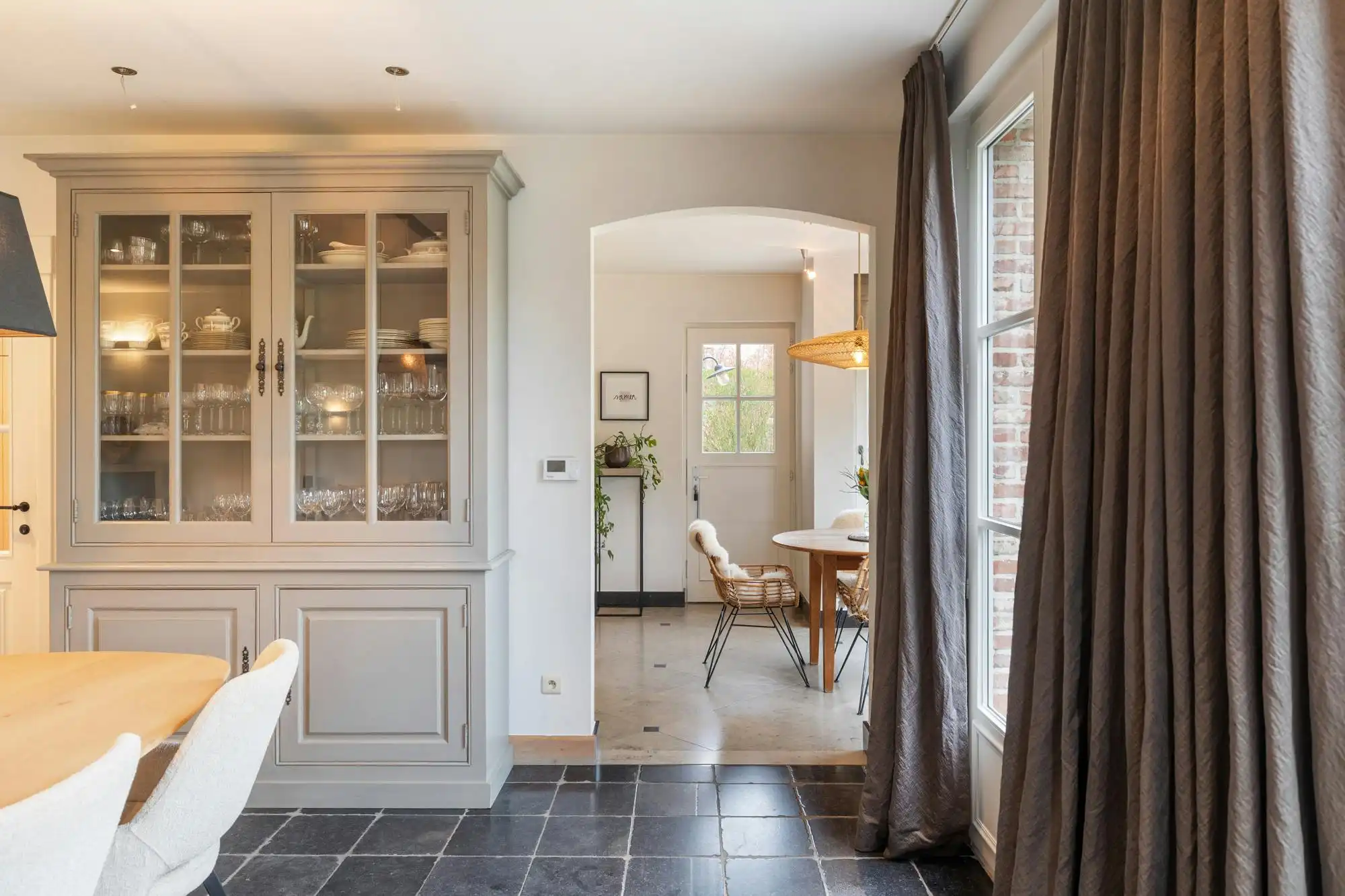 Karaktervolle landelijke villa met hoogwaardige afwerking in Boortmeerbeek foto 3