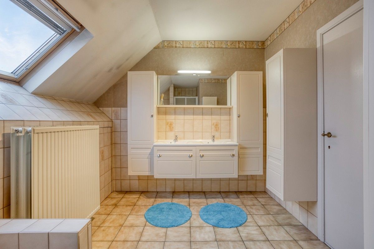 Zeer ruime villa van ca. 475m² - 6 kamers - 3 badkamers (mogelijks kangoeroewoning) nabij centrum Overijse foto 21