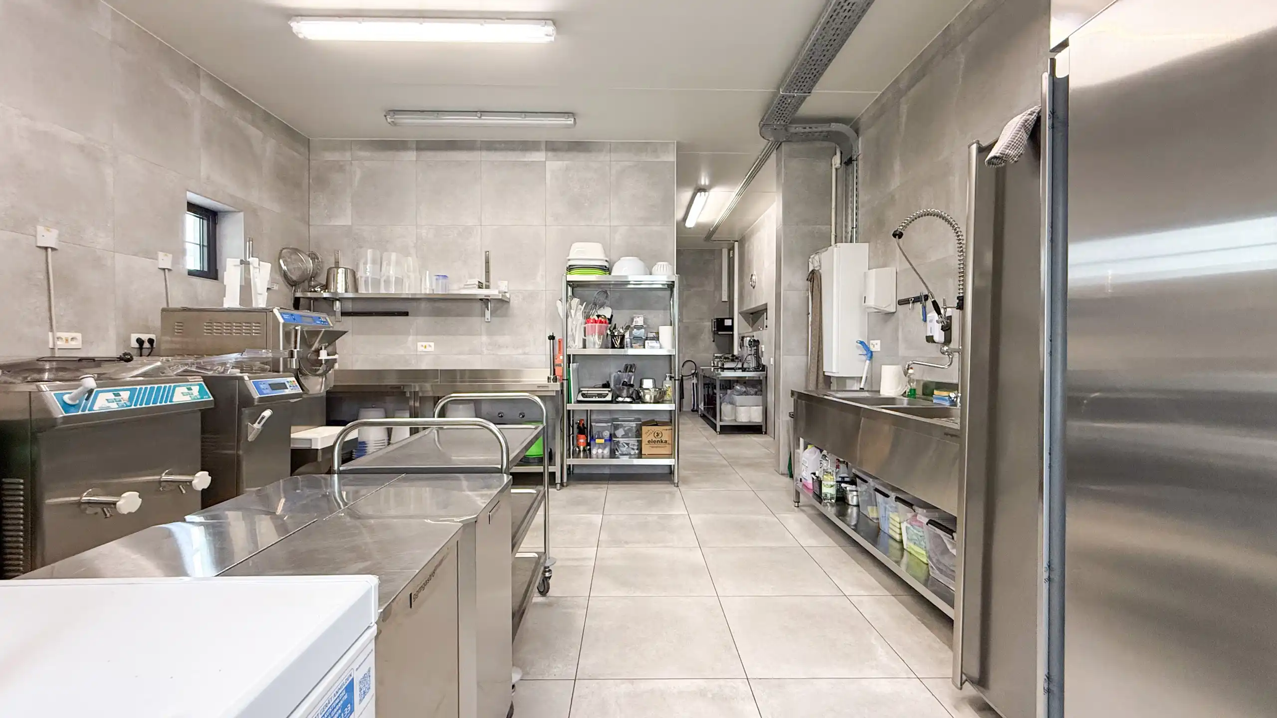 Prachtig handelspand met woonst op toplocatie (40are grond)! foto 17