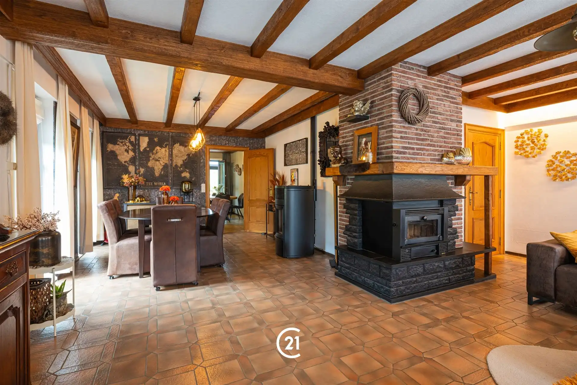 Instapklare woning met garage en prachtig groen uitzicht foto 4