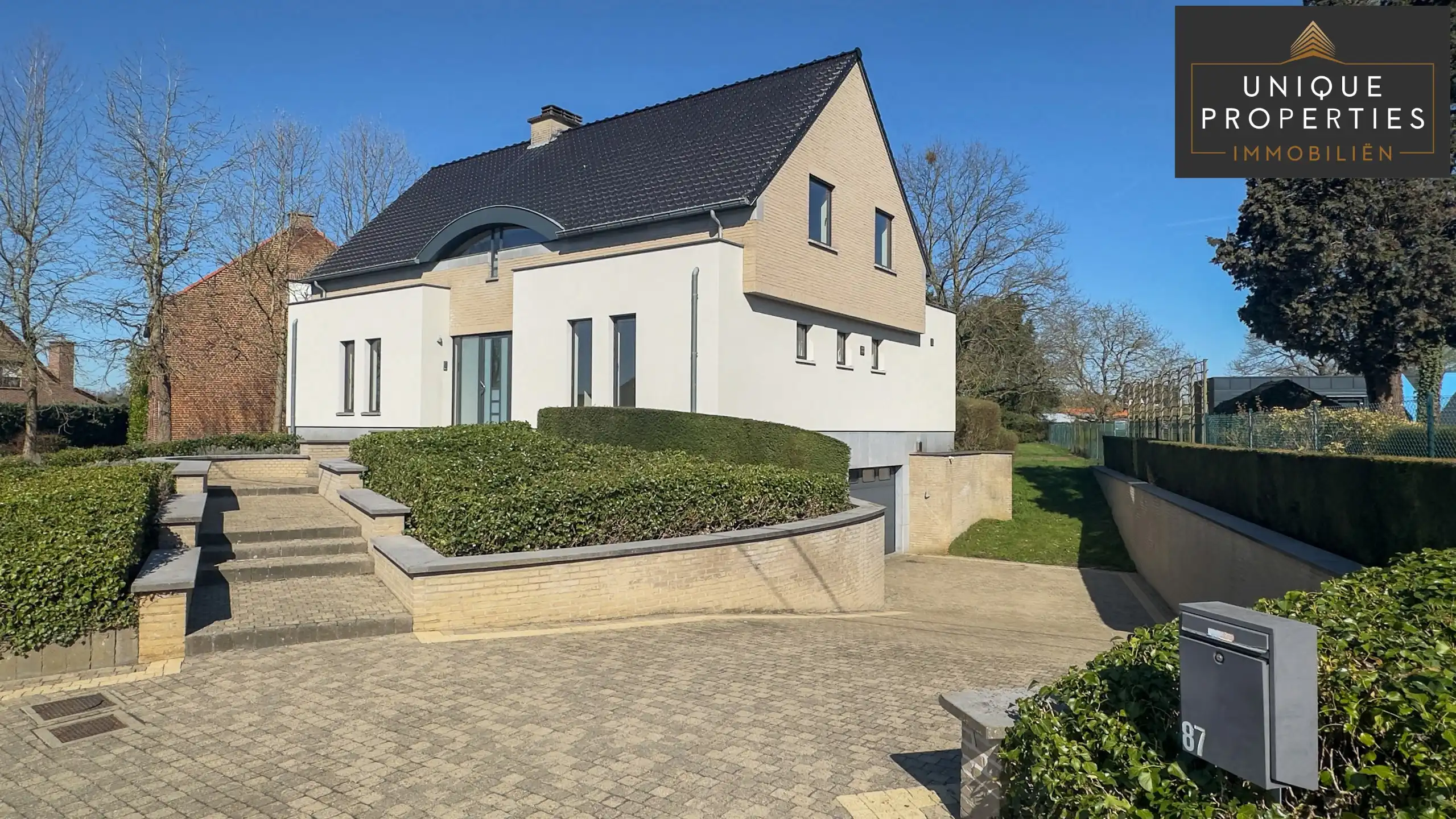 Villa te koop foto 2