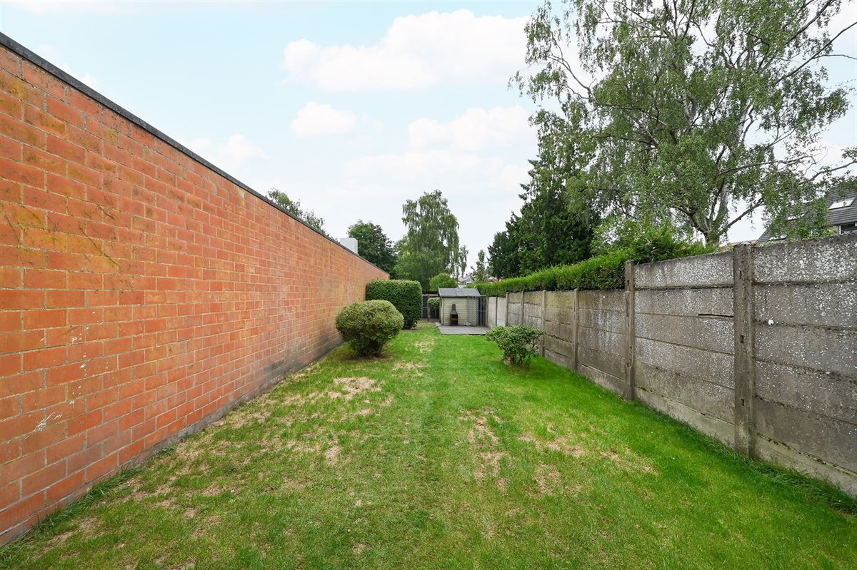 Gerenoveerde woning met leuke authentieke elementen foto 28
