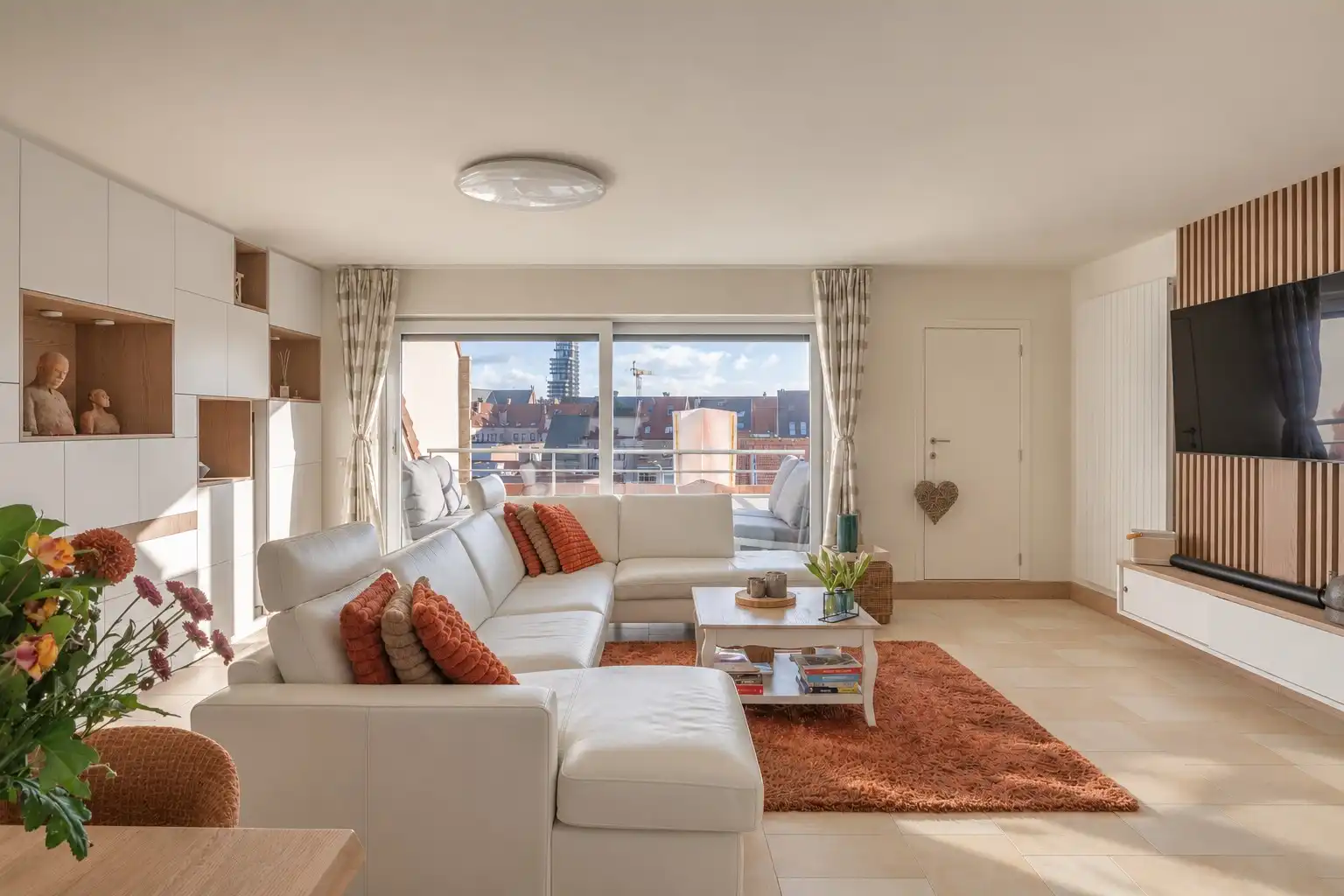 Mooi duplex-appartement met 2 terrassen te Heist foto 2