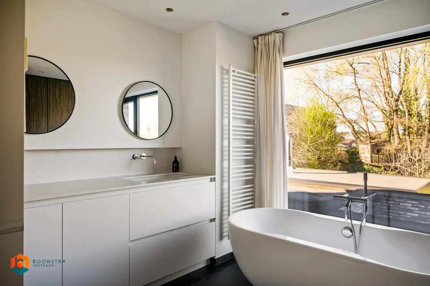 Energiezuinige villa met zwembad, wellness en praktijkruimte op een perceel van 998 m² te Putte foto 11