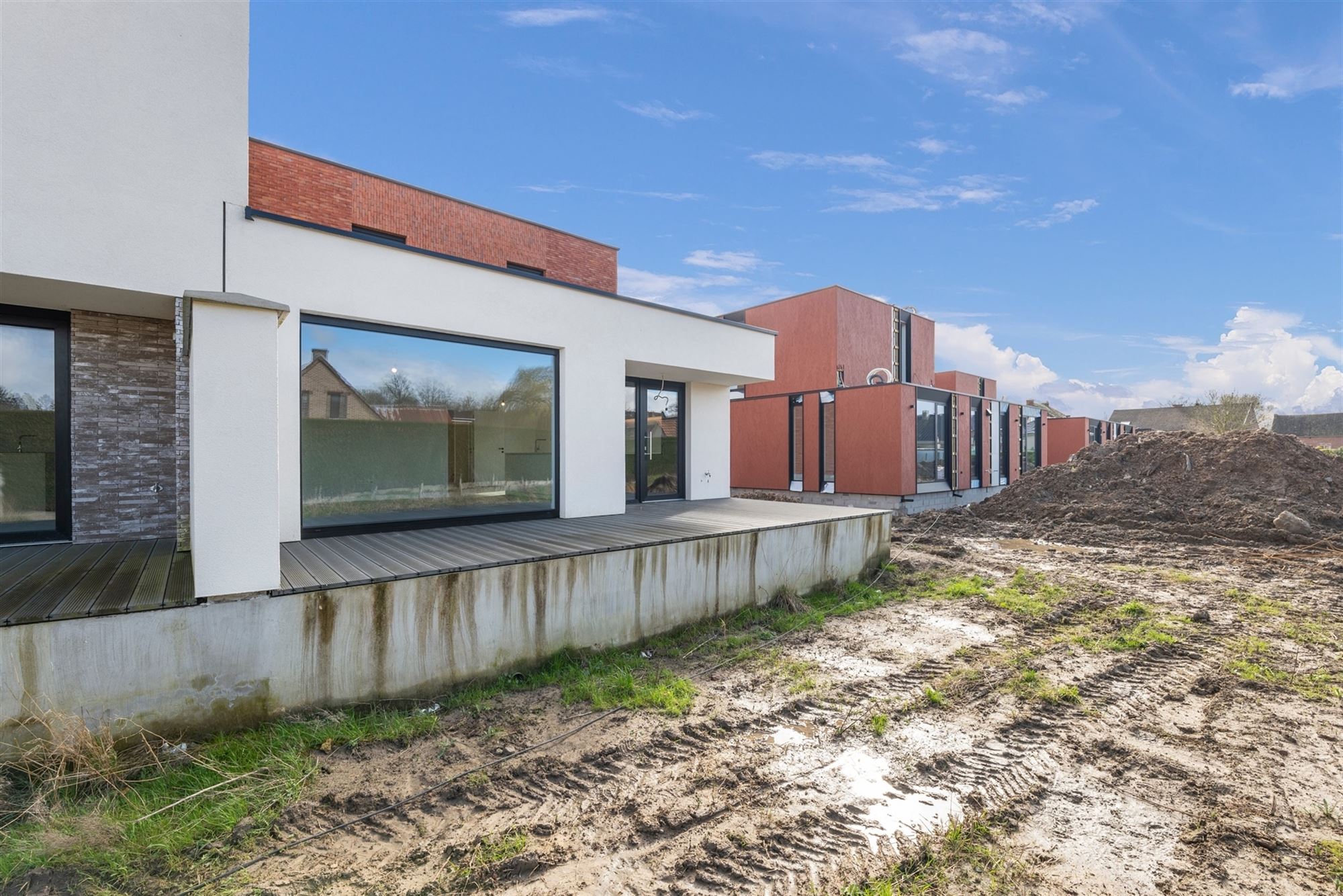 KNAPPE NIEUWBOUWWONING IN MODERNE STIJL IN HET LANDELIJKE GINGELOM  foto 29