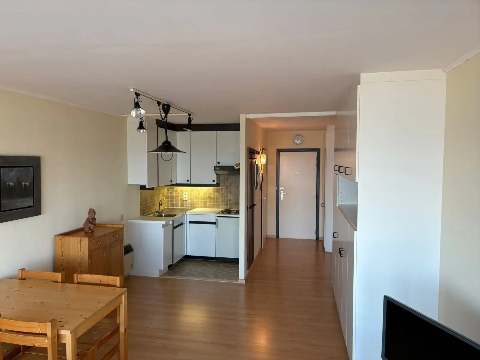 Ruime studio met zeezicht foto 7