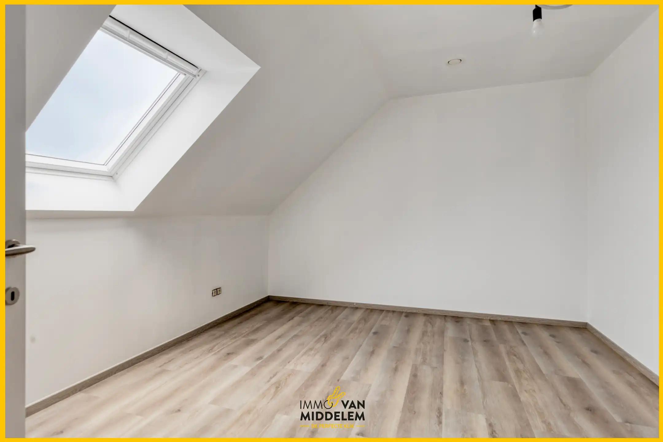 NIEUWE ENERGIEZUINIGE WONING MET 3 KAMERS, GARAGE EN ATELIER foto 14