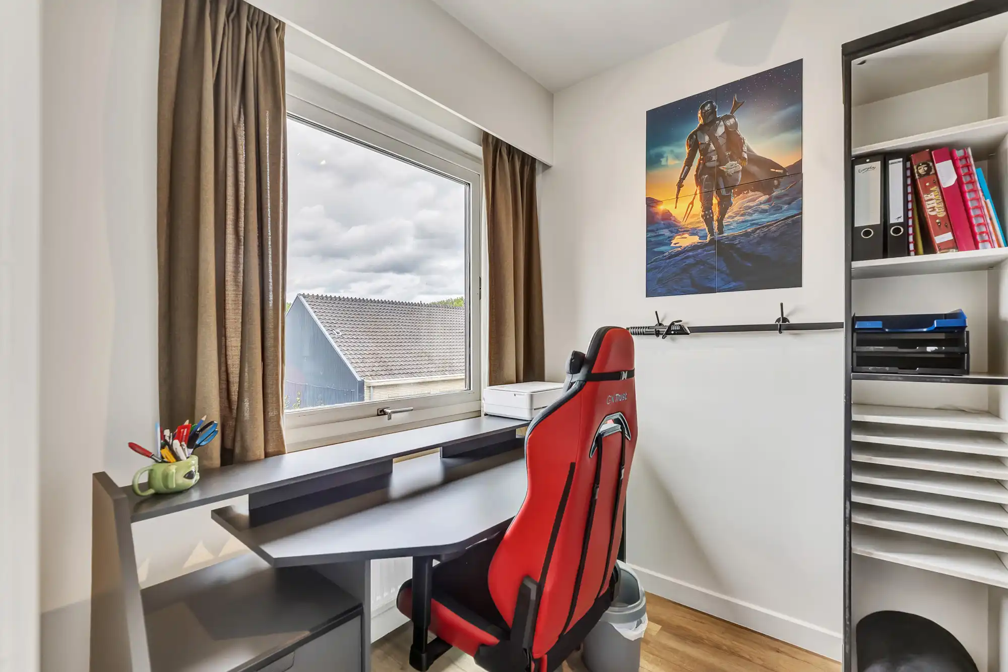 Gerenoveerd penthouse te koop met ruim terras foto 17