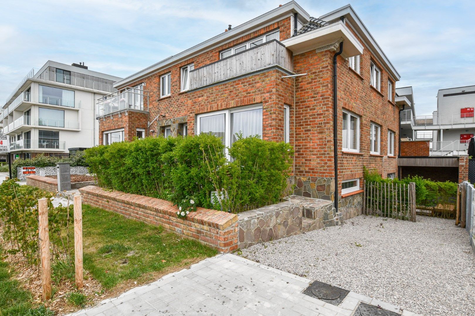 Stijlvol wonen aan zee – energiezuinige woning op topligging in Wenduine foto 28