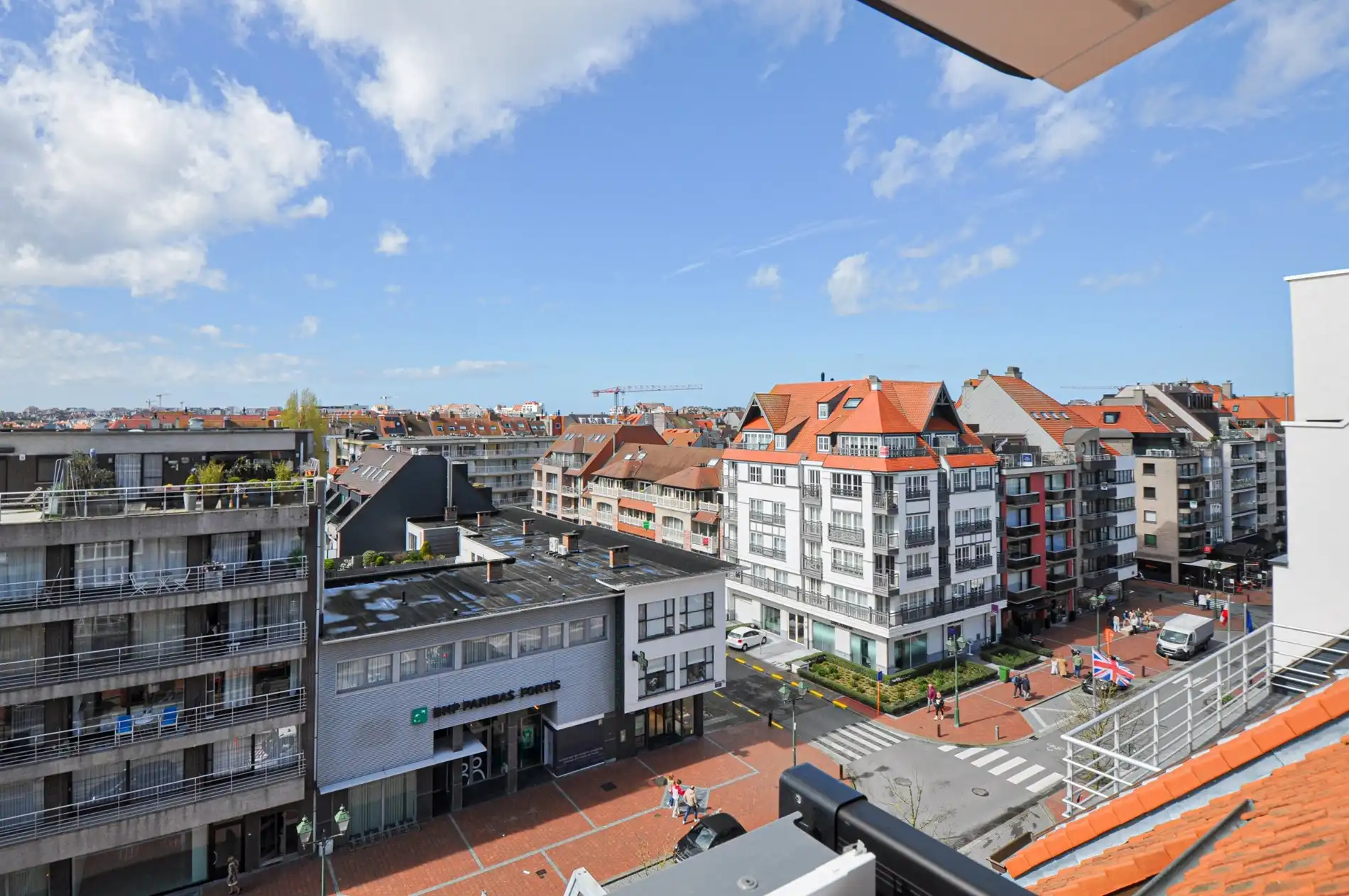 Volledig gerenoveerd appartement met een ruim zonneterras. foto 11