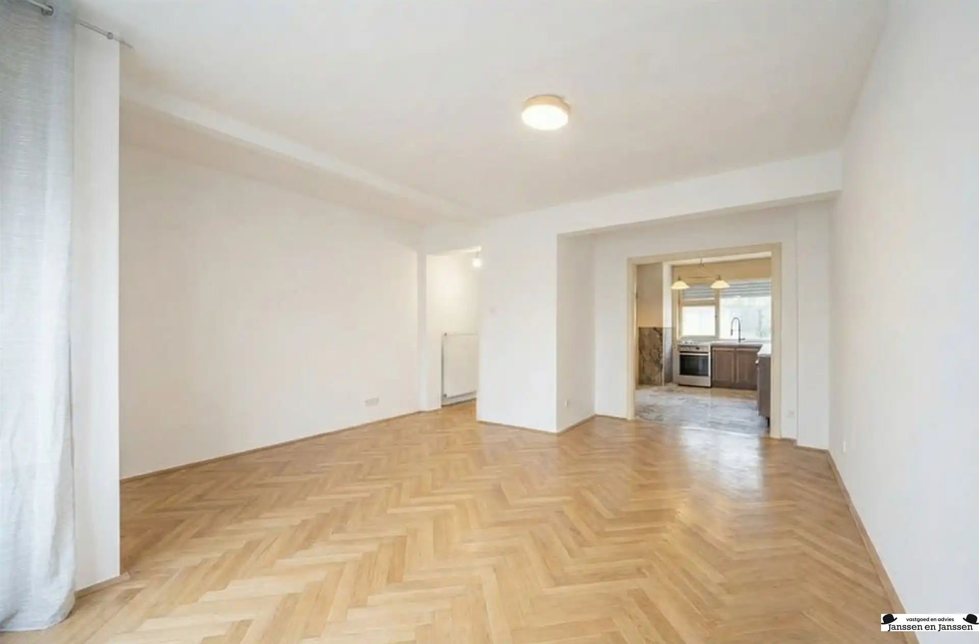 Woning met 4 ruime slaapkamers en tuin op topligging  foto 4