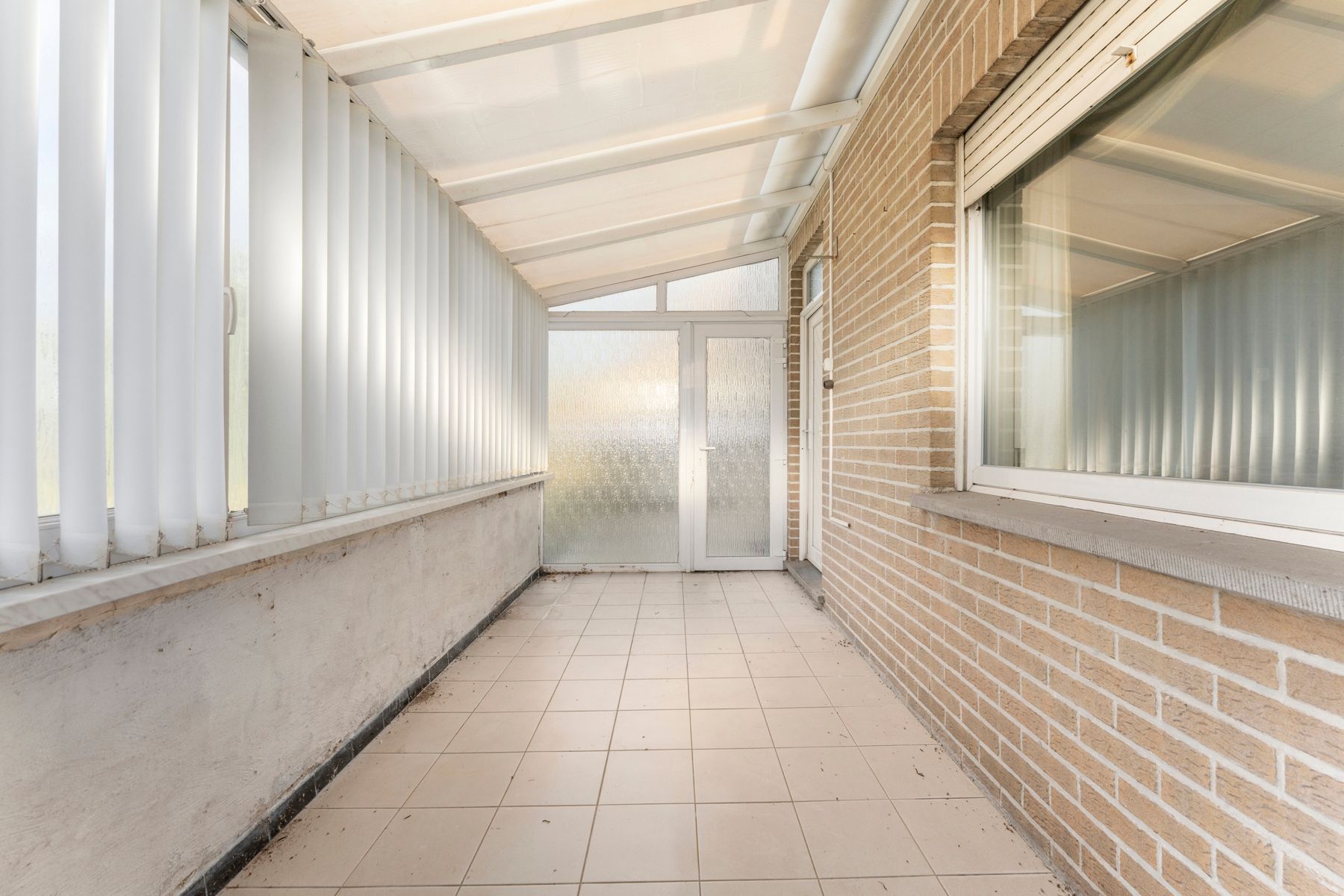 Te renoveren bungalow nabij centrum Torhout foto 7