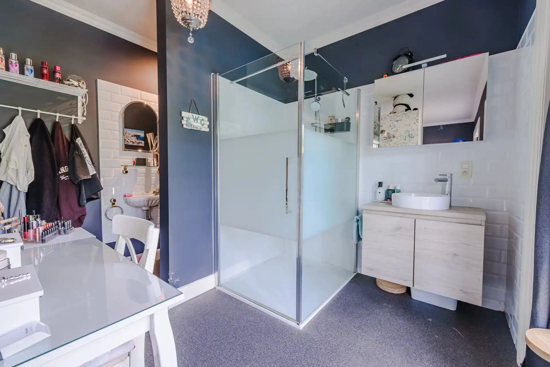 Prachtige luxueuze villa in Amerikaanse stijl met 4 slaapkamers en 2 badkamers. foto 27