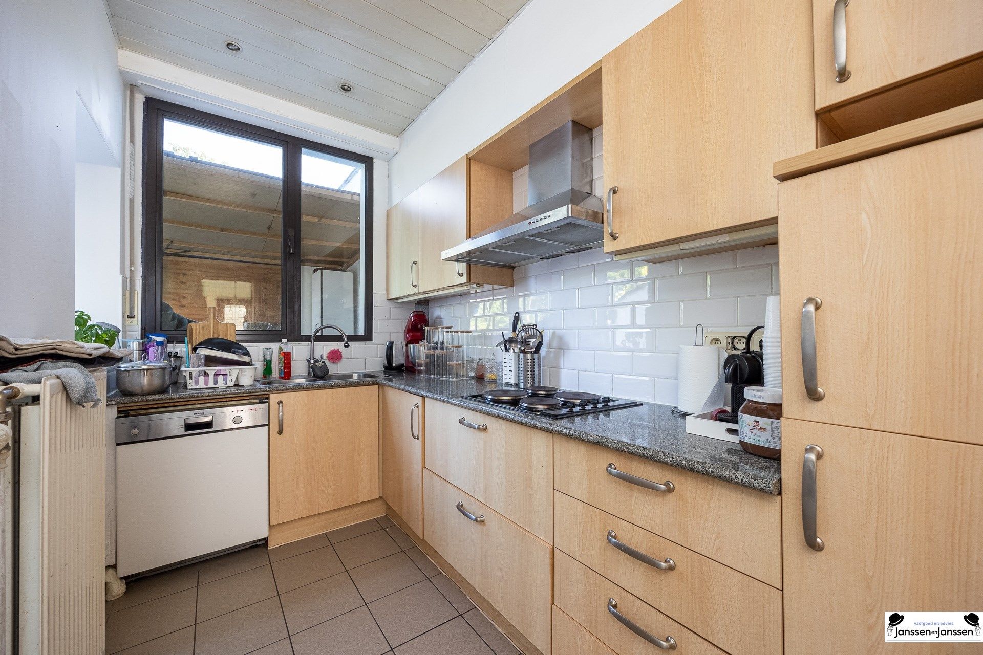 Ruime en lichtrijke woning met 3 à 4 slaapkamers! foto 10
