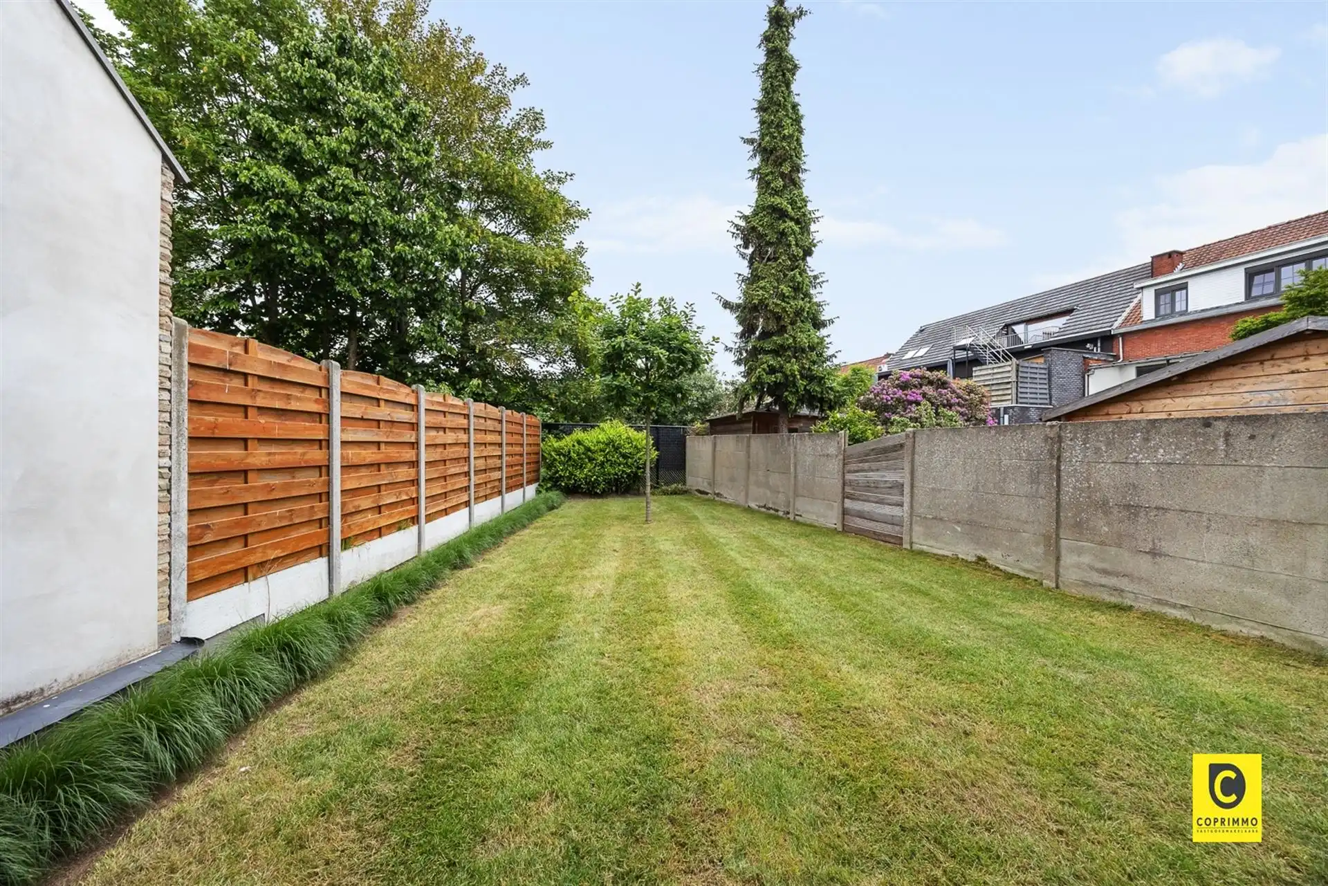 Luxueus 1 slpk app met terras en tuin + parking foto 4