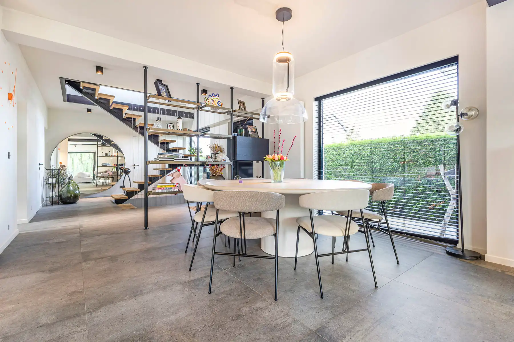 Uitzonderlijke eigendom met 4 slaapkamers en 3 badkamers foto 5