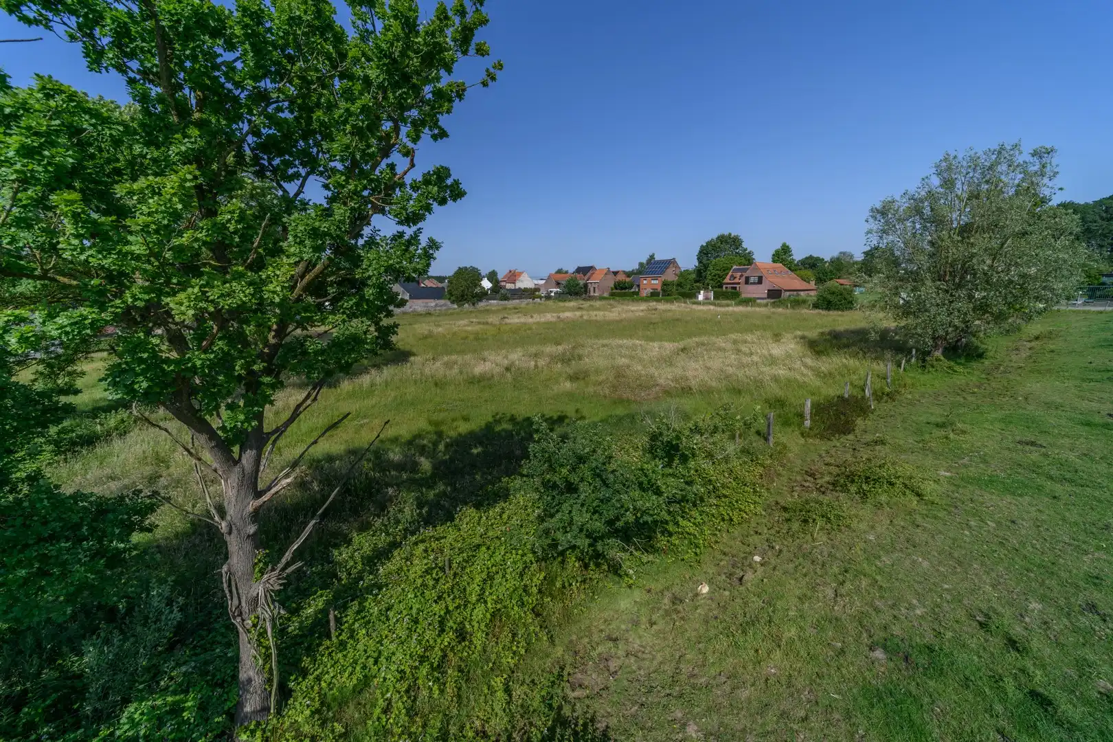 Bouwgrond voor halfopen bebouwing te Sint-Lievens-Houtem foto 4