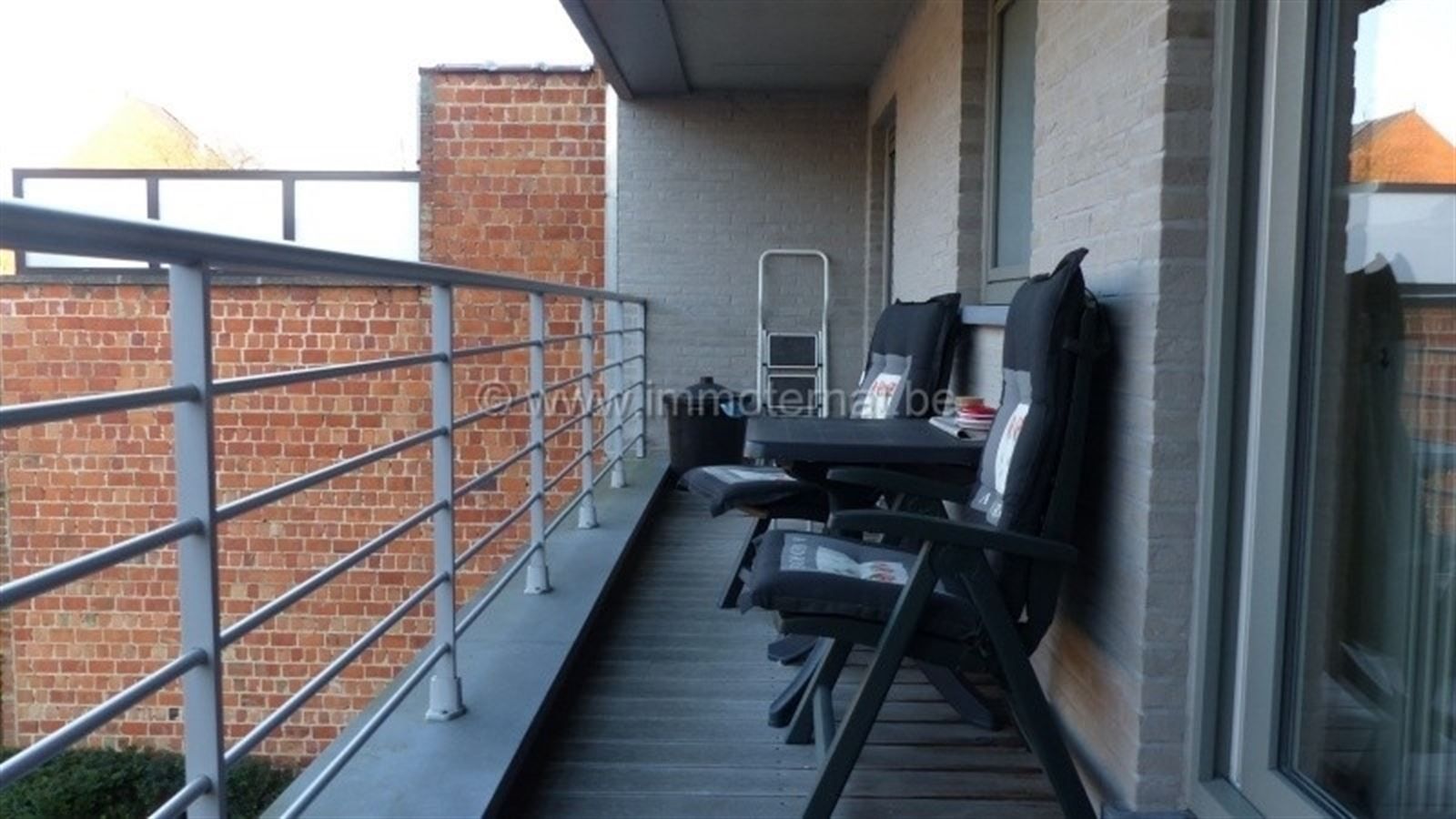 LIEDEKERKE: App. met 2 slpks, terras en staanplaats foto 9