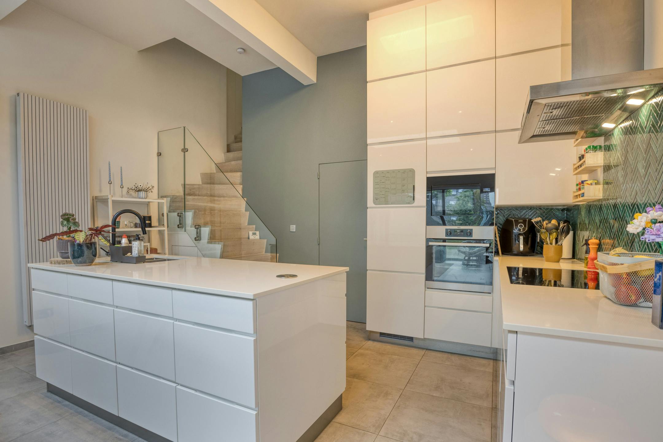 Unieke combinatie van wonen & werken -Huis met handelsruimte foto 6