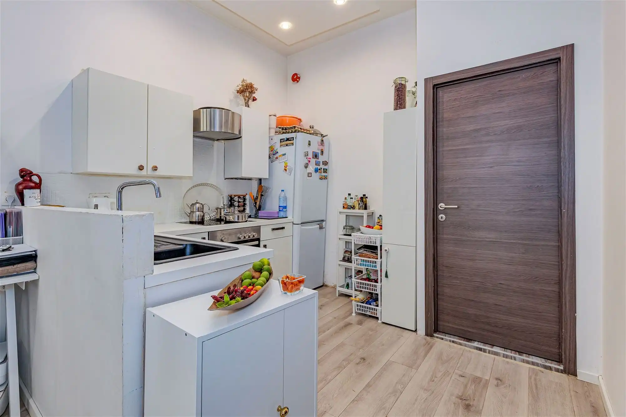 Gerenoveerde kangoeroe-woning met 5 slpk en 3 badkamers te koop in Antwerpen foto 2