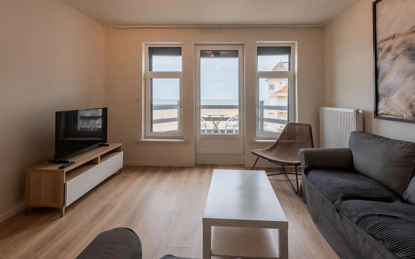 Prachtig 2-slaapkamerappartement met frontaal zeezicht foto 4