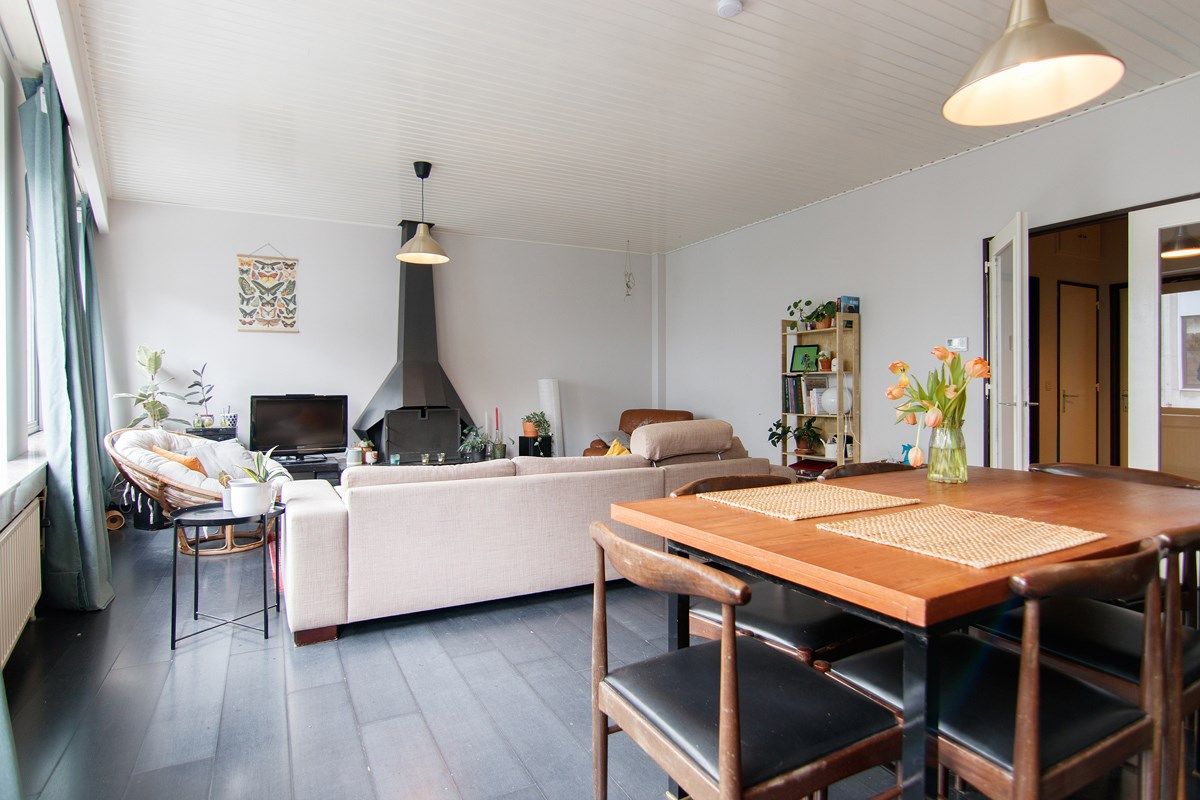 ZEER RUIM APPARTEMENT OP TOPLOCATIE foto 10