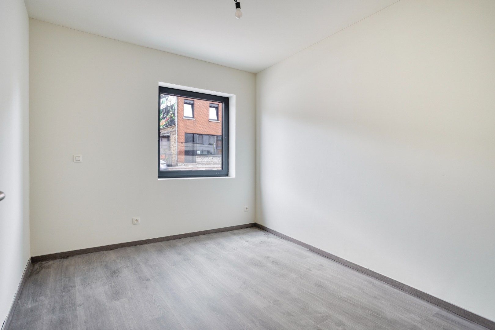 Prachtig nieuwbouwappartement in centrum Rekkem! foto 7