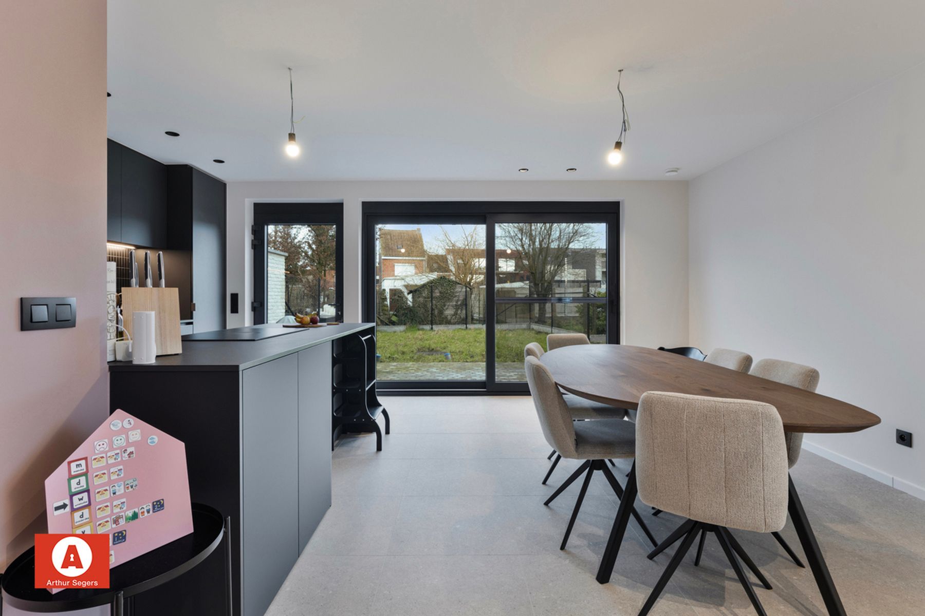 Recente BEN-woning met 4 slaapkamers in doodlopende straat foto 4