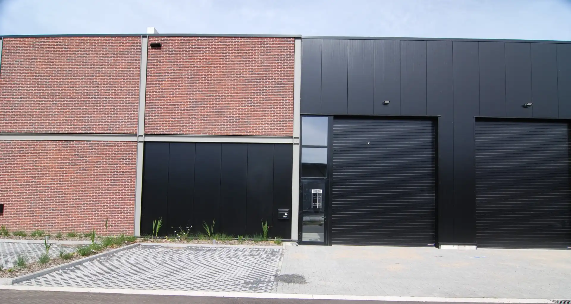 TE HUUR - KMO-unit (magazijn) van 194 m2 in Hasselt centrum foto 13