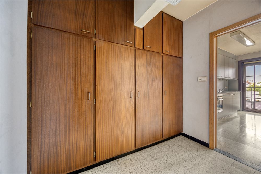 Ruim appartment aan de stadsrand foto 6