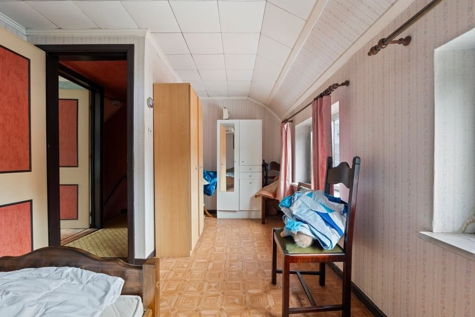 TE RENOVEREN WONING IN HET LANDELIJKE HEERS foto 12