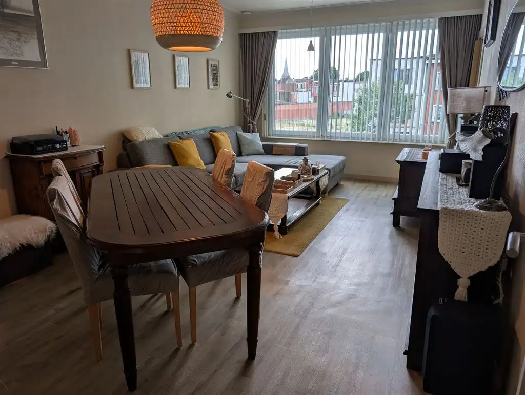 Appartement op de 2e verdieping foto 3