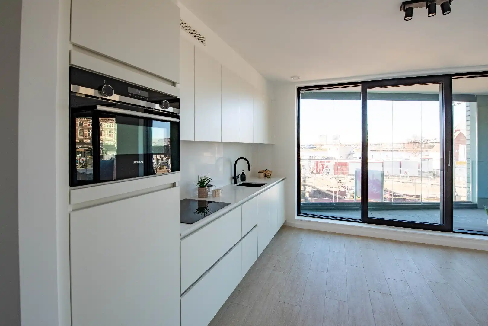 Licht, luxe en uitzicht op de Schelde foto 10