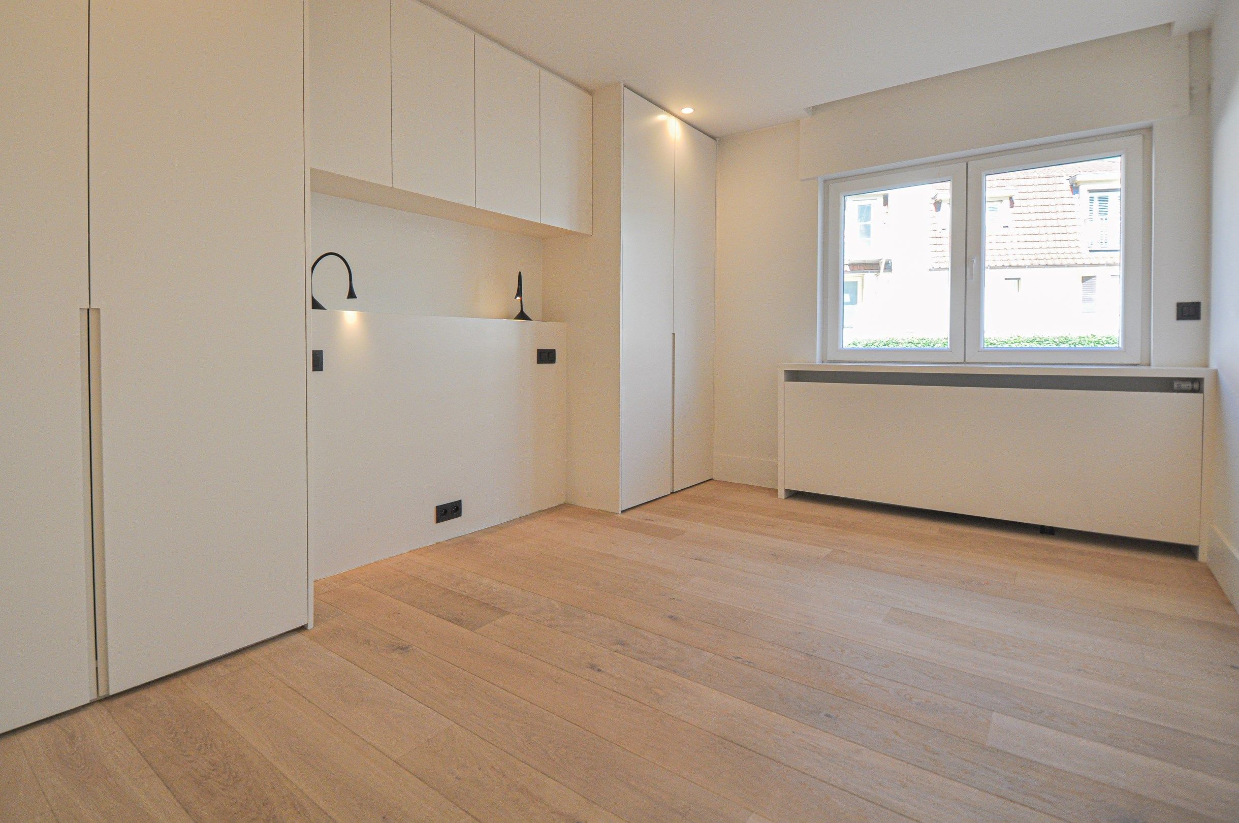 Hoekappartement met een open zicht op de Kustlaan gelegen in een standingvolle villaresidentie . foto 11