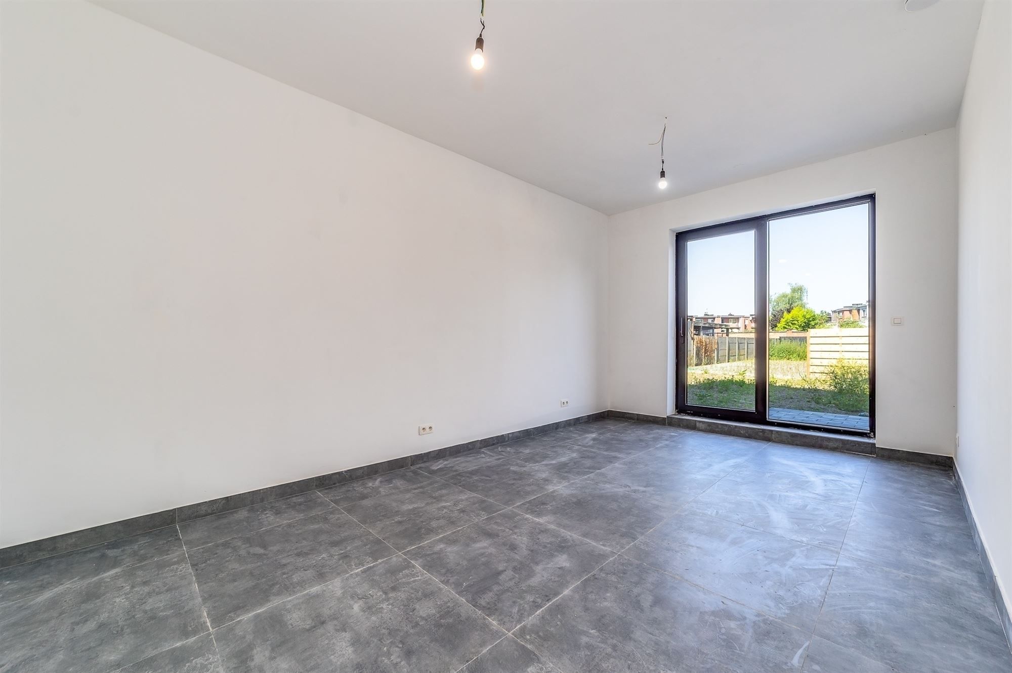 Gelijkvloers nieuwbouw appartement met 3 kamers en ruime tuin te Borsbeek foto 13