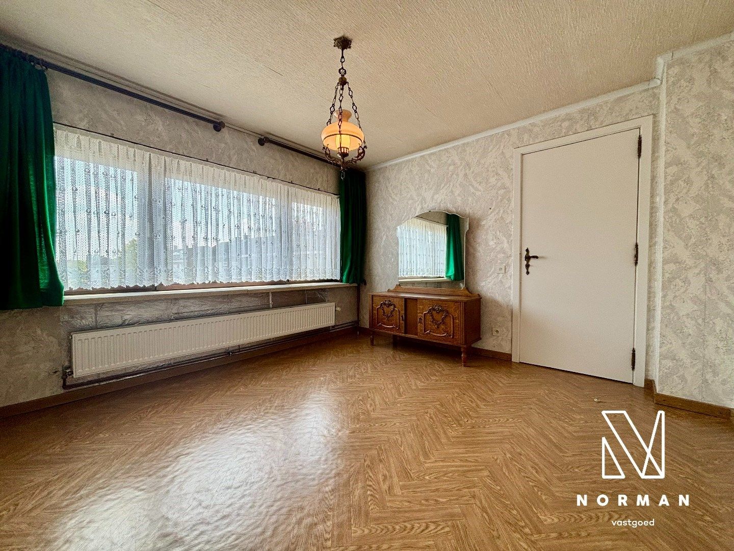 Stevige woning met 3 slpk op mooie locatie in Kuurne! foto 10