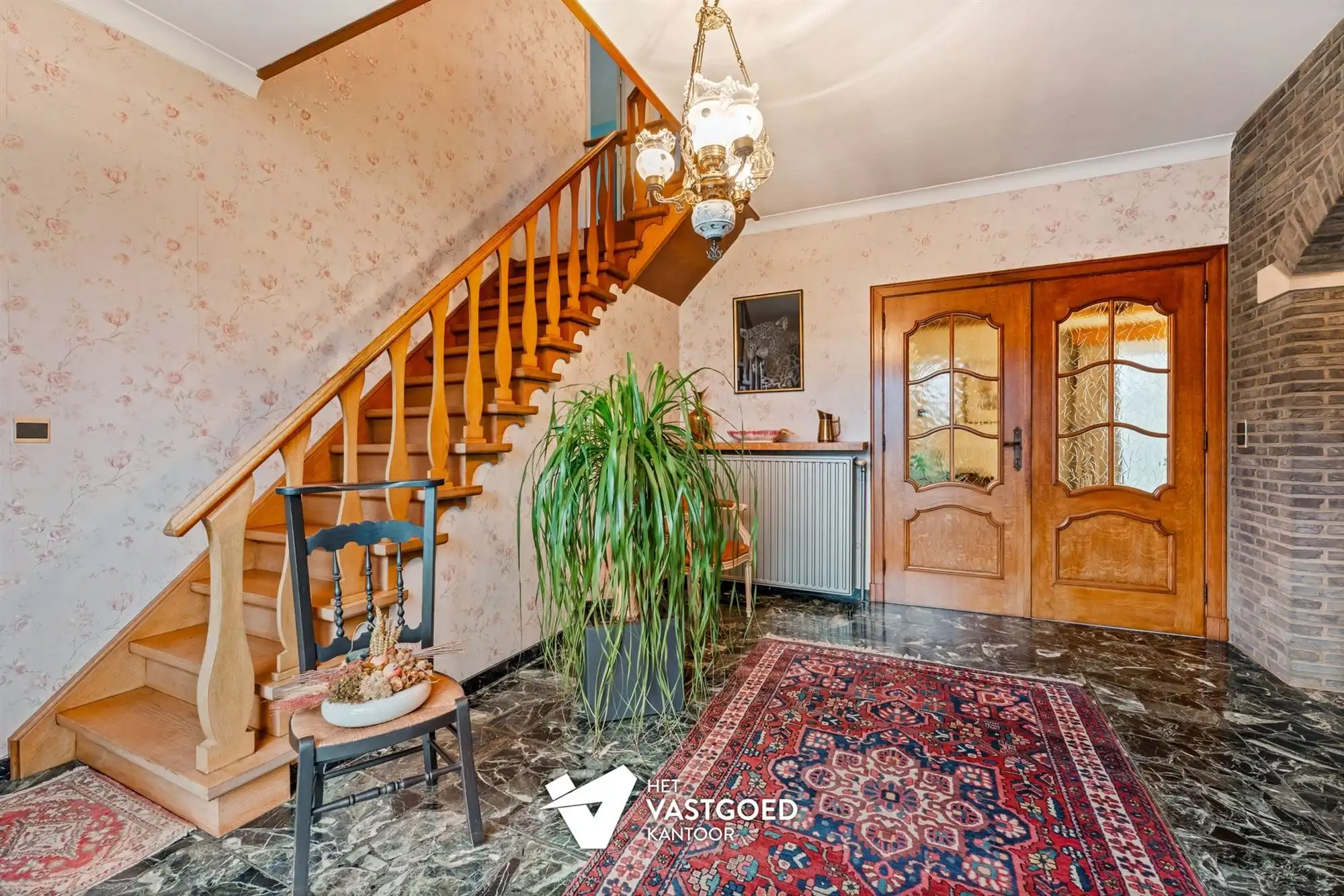 PERFECT ONDERHOUDEN WONING MET 4 SLAAPKAMERS OP EEN RUIM HOEKPERCEEL VAN 12A75 EN CENTRALE LIGGING TE LUMMEN foto 3