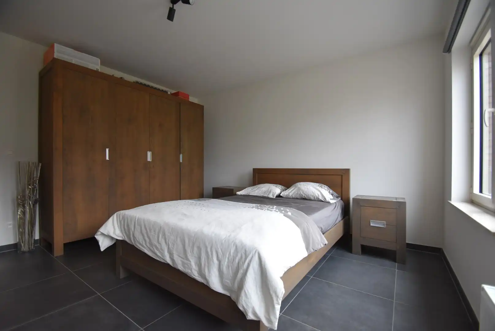 *** IN OPTIE **** Knap ingericht  en ruim appartement met 2 slaapkamers en groot terras foto 20