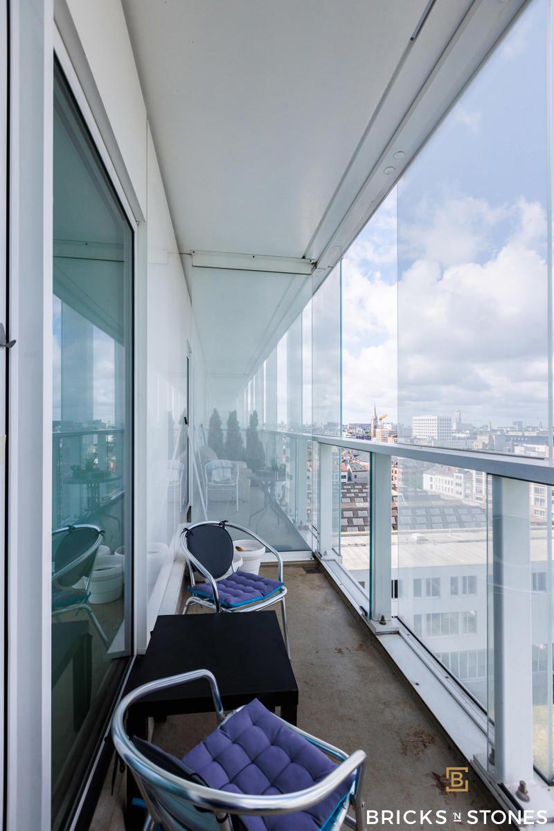 Studio met panoramisch zicht en terras foto 5