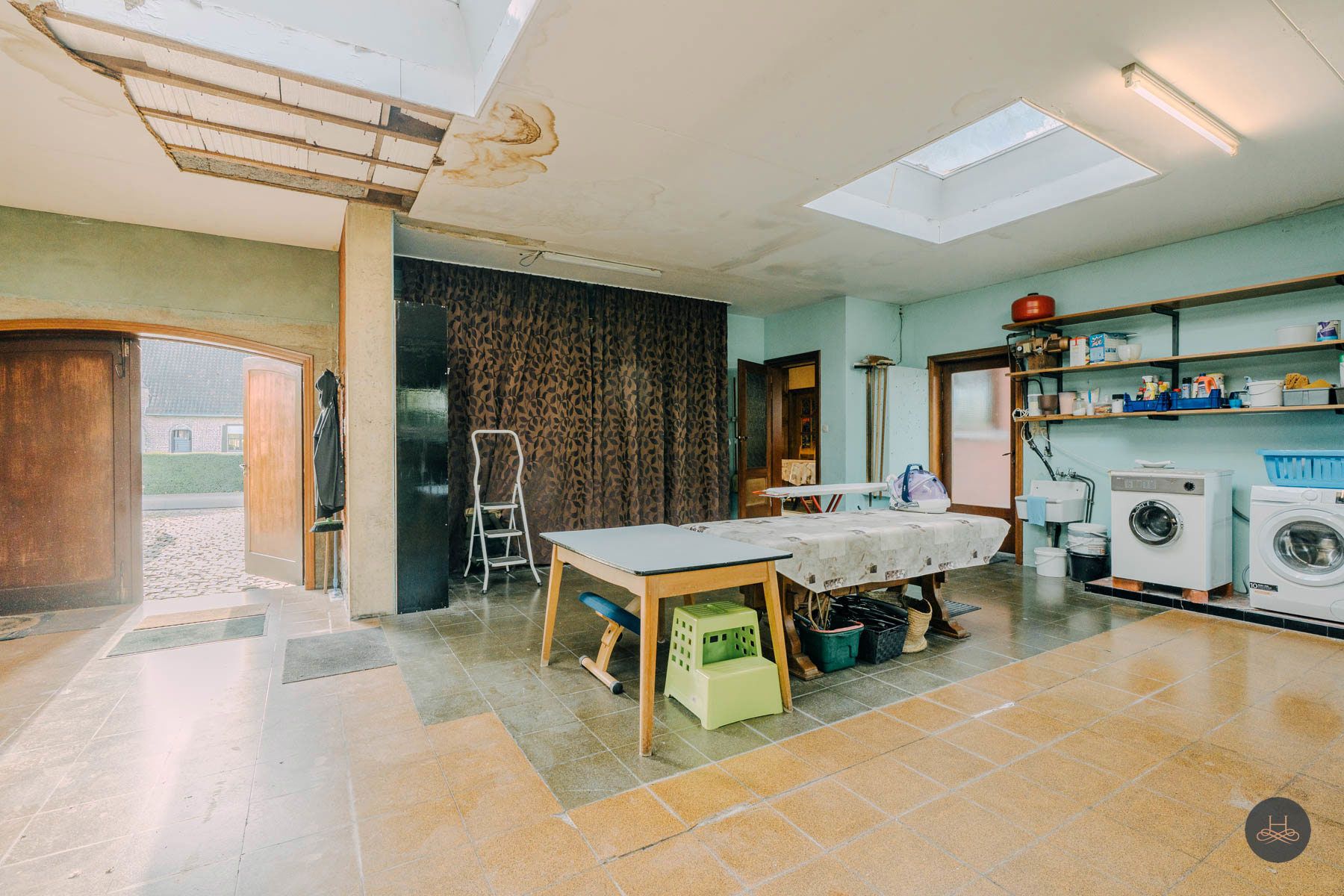 Zéér ruime gezinswoning met karakter en potentieel met tuin foto 23