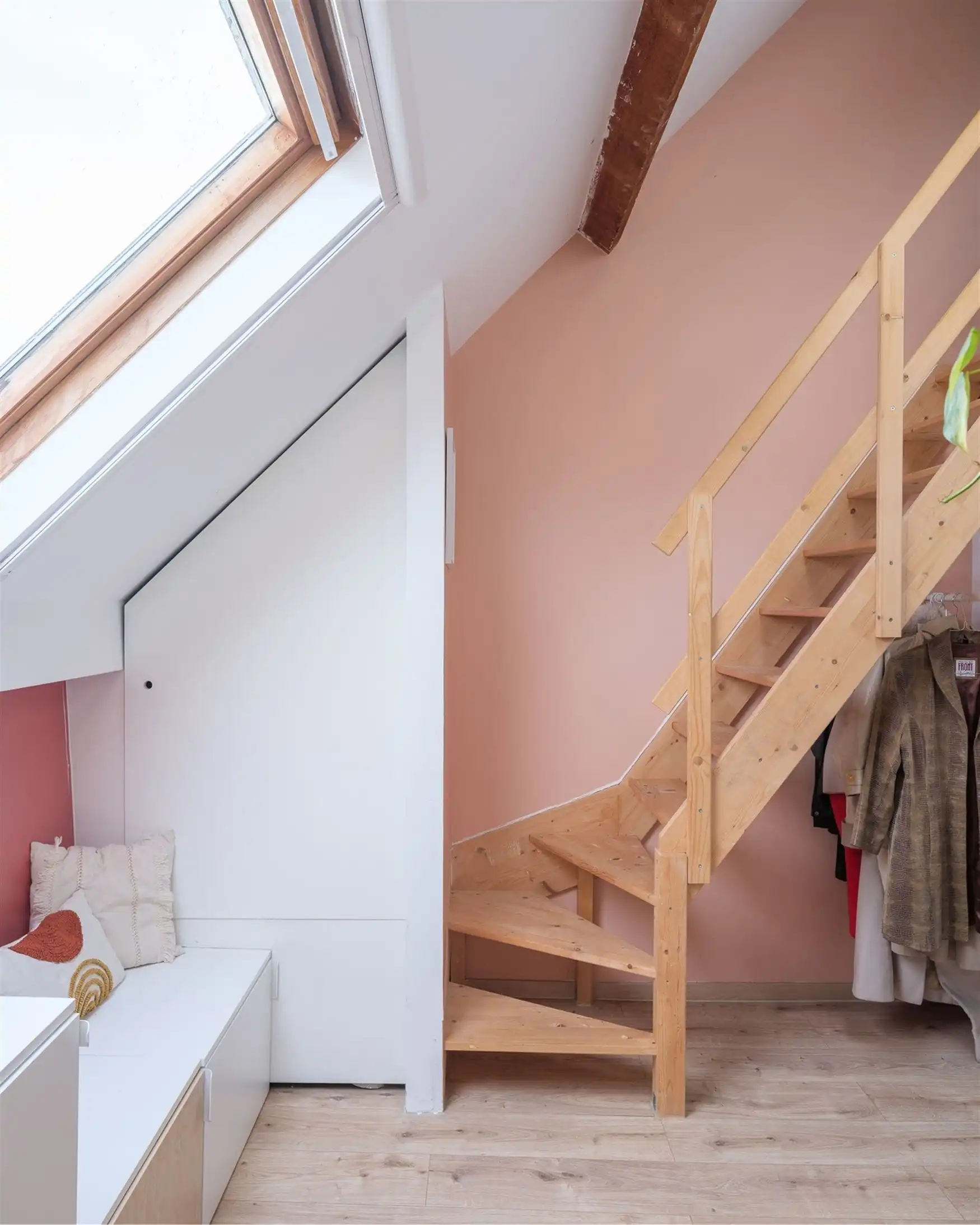 Charmante gerenoveerde gezinswoning met tuin in Gent. foto 17